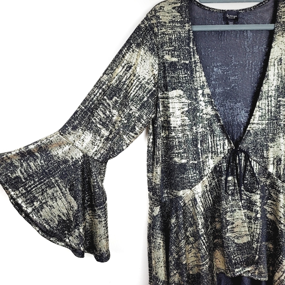 La Vanya | Size 1X Black & Gold Metallic Cover Up